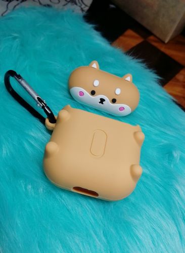 Customer photo review of Shiba Inu Airpods Case