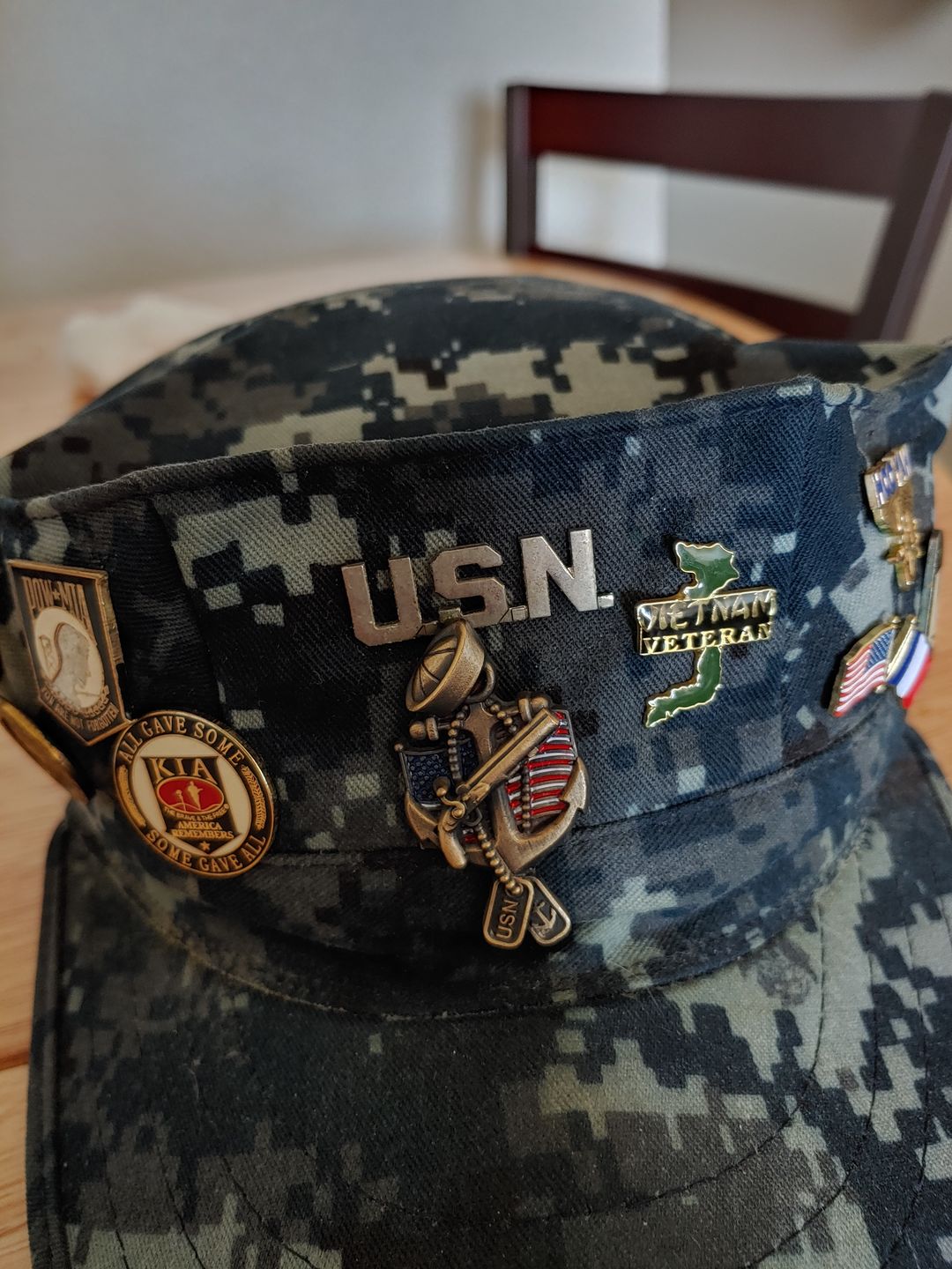 Customer photo review of US Navy Veteran Pin