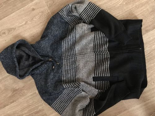 Customer photo review of Hooded Stripe Thick Wool Cardigan