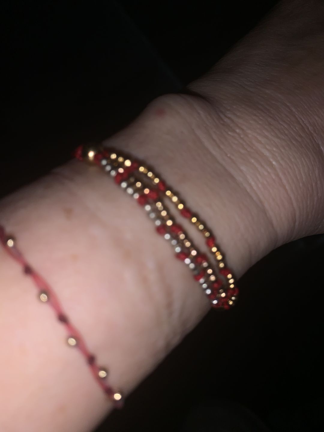 Customer photo review of Pulsera 3 hilos chapa