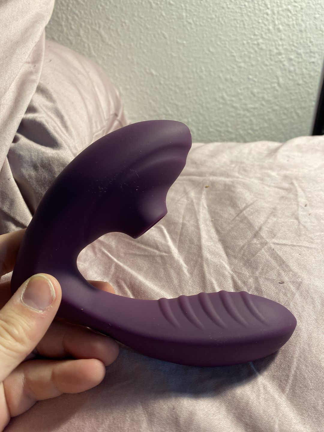 Customer photo review of Suctional Vibrator