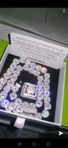 Customer photo review of TENNIS BAGUETTE. - 10 MM 18K