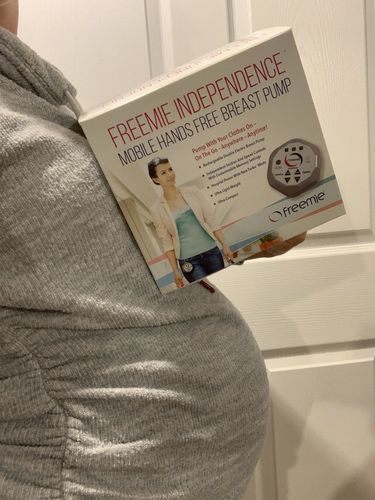 Customer photo review of Freemie Independence