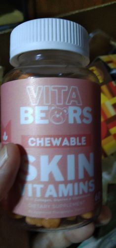 Customer photo review of Skin Vitamin Gummies