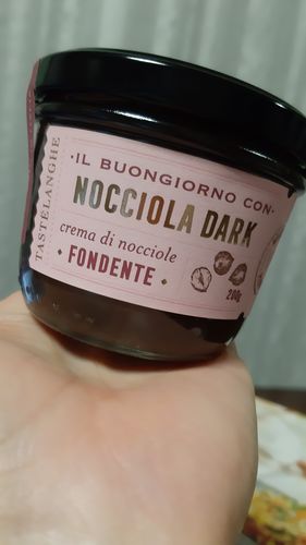 Customer photo review of Torta di Nocciole Tastëlanghe + Crema di Nocciole + Confezione Nocciola "Tostata"