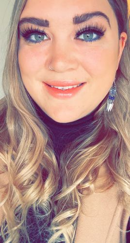 Customer photo review of Amber Magnetic Eyelashes and Eyeliner Kit