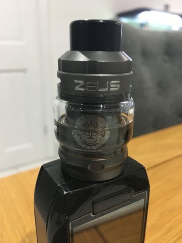 Customer photo review of Geekvape Zeus Mesh/Zeus Dual RTA/Zeus Sub Ohm Tank Bubble Glass 5.5ml