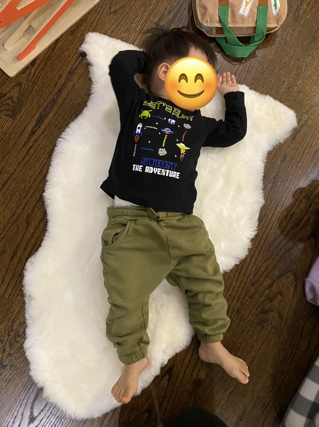 Customer photo review of Sheepskin Rug for Babies, 100% Natural, Shorn Lambskin Wool, 2 x 3 Feet, Ivory