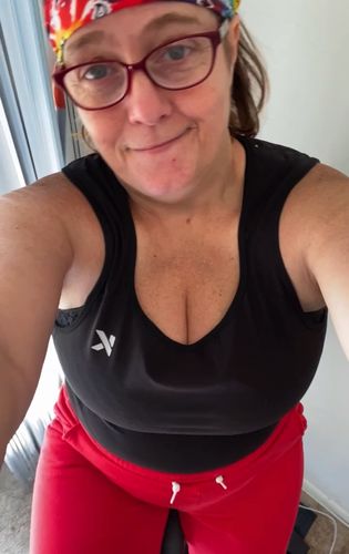 Customer photo review of Women's Heat Trapping Sweat Vest