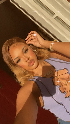 Customer photo review of Sleeveless lace up crop top