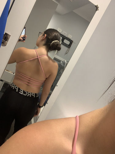 Customer photo review of Soffia Crop