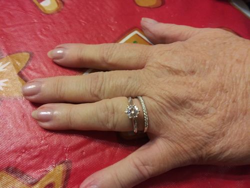 Customer photo review of Moissanite Series Fashion Six Prong Sterling Silver Ring