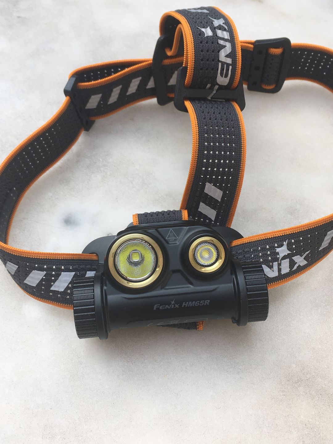 Customer photo review of Fenix HM65R Lampe frontale à double faisceau - 1400 lumens - rechargeable batterie incluse