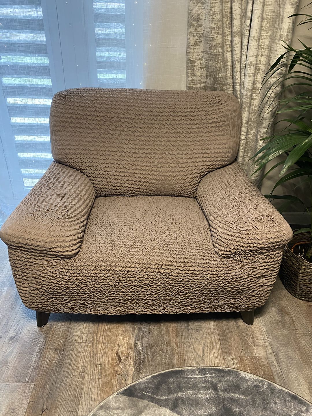 Customer photo review of Arm Chair - Choco Microfibra