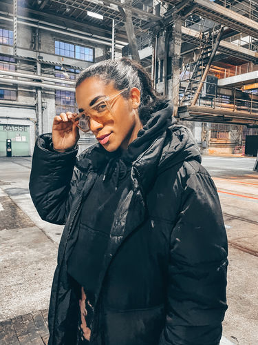 Customer photo review of Storm - Peach