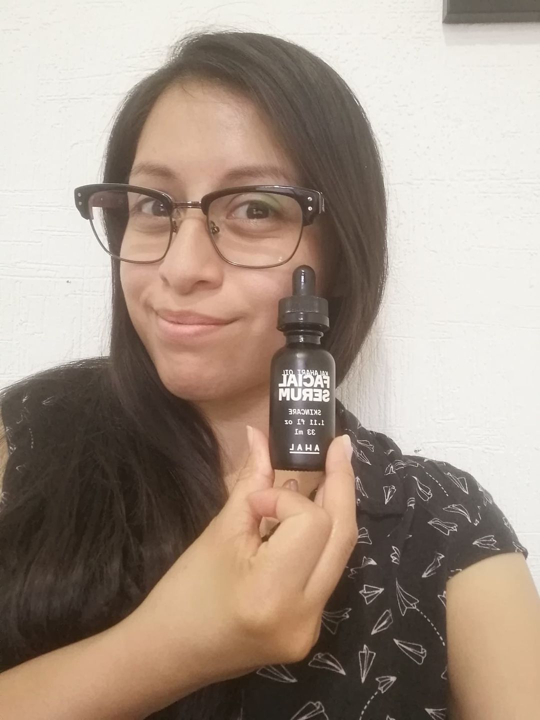 Customer photo review of Kalahari Oil Facial Serum / Suero Facial con Aceite de Kalahari