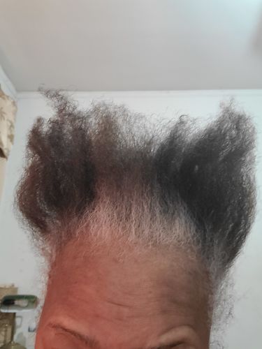 Customer photo review of Nae Nae's 9oz Hair Boost Special