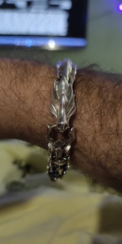 Customer photo review of Bracelet Dragon<br> Mâle Alpha (Argent)