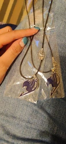 Customer photo review of Pendentif Logo Fairy Tail Bleu