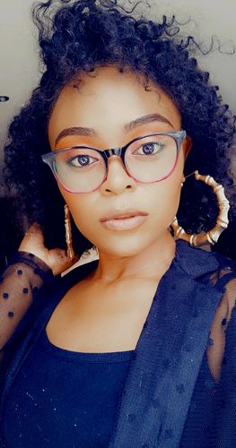 Customer photo review of Brazilian Lace Front Wig - Alicia