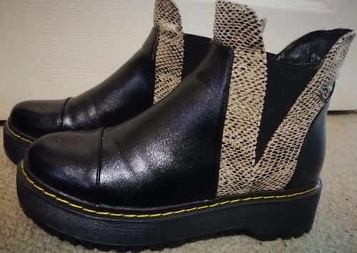 Customer photo review of BOTÍN NEGRO C5532