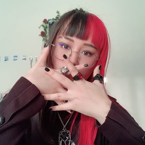 Customer photo review of BLACK RED STONE SHIELD RING