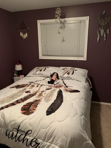Customer photo review of Dreamcatcher Boho Feathers 3 Pieces Quilted Comforter Set