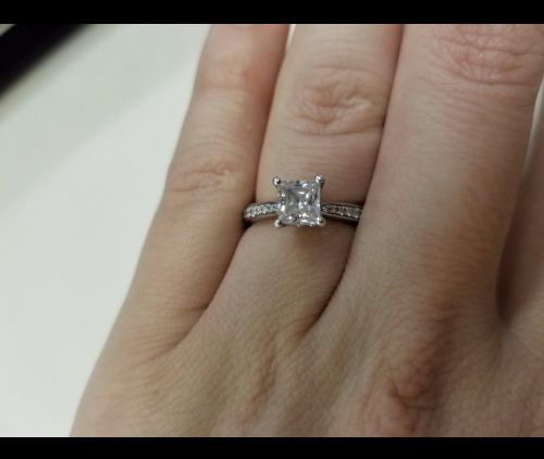 Customer photo review of Round Moissanite Wedding Ring 925 Sterling Silver Engagement Ring