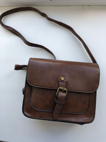 Customer photo review of Lexington Crossbody Bag