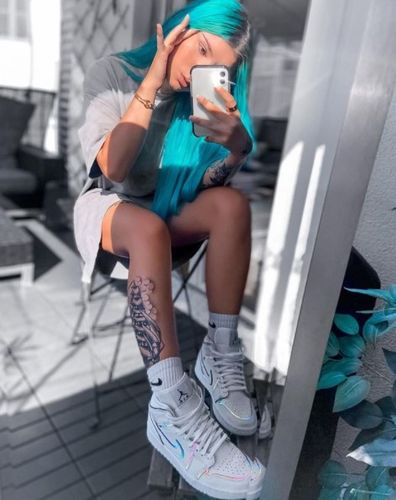 jordan 1 mid iridescent reflective white reviews