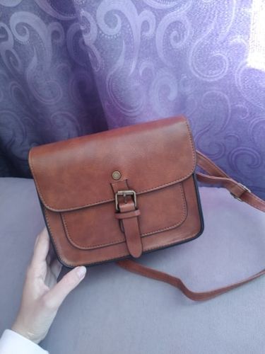 Customer photo review of Lexington Crossbody Bag