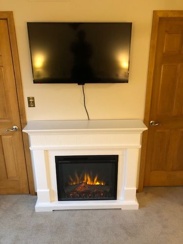 Customer photo review of Dimplex Jean Electric Fireplace Mantel Package White | 28" XHD Logs Firebox