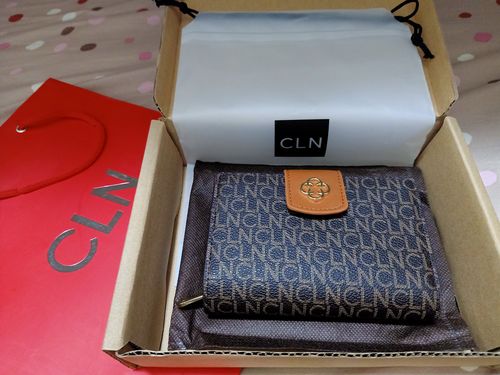 Customer photo review of Calanthe Wallet