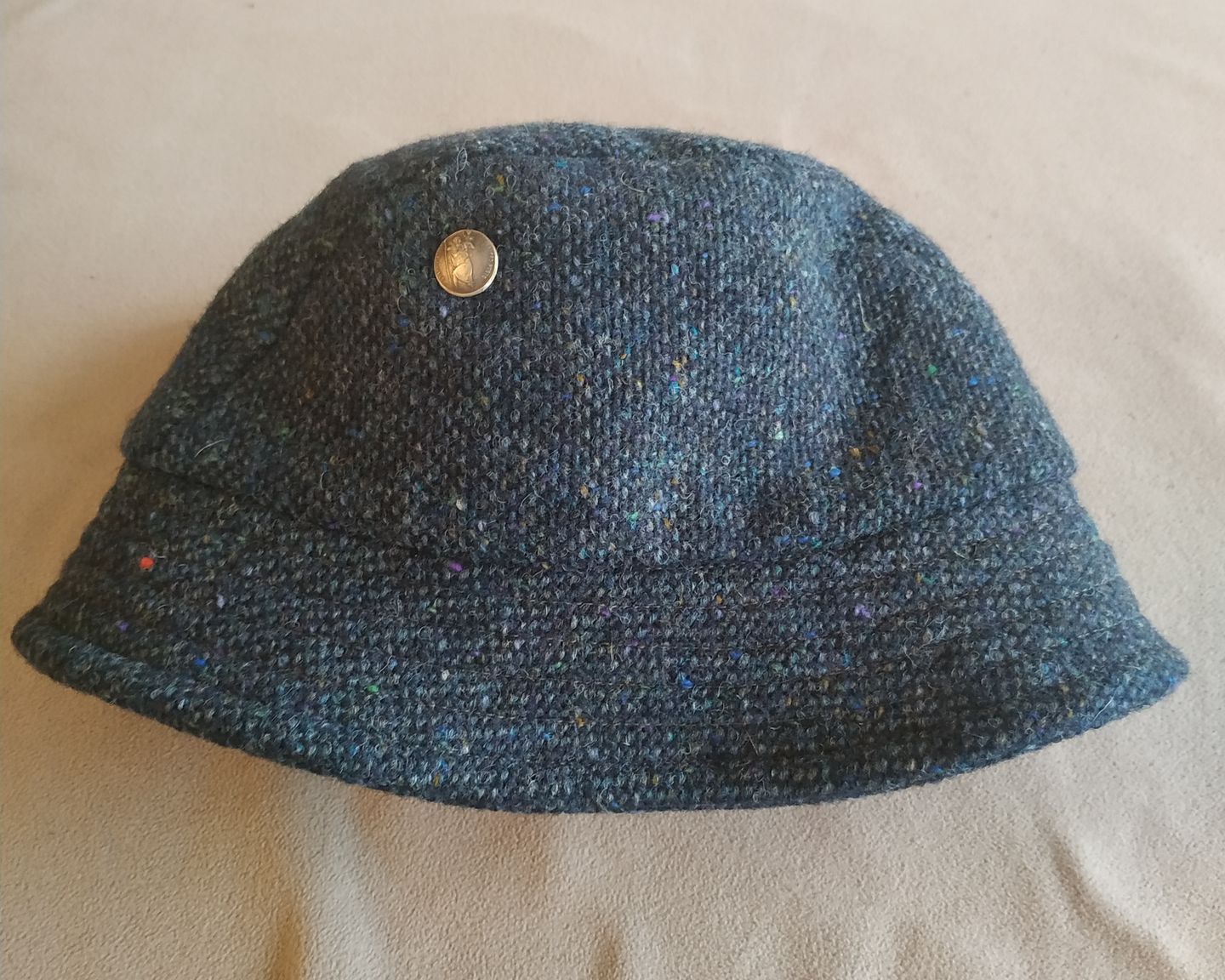 Customer photo review of Eske Travel Hat Tweed