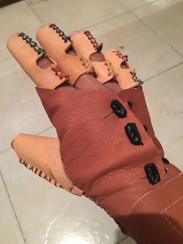 Customer photo review of Guante Personalizado para Lazar Derecho o Izquierdo - Charristics