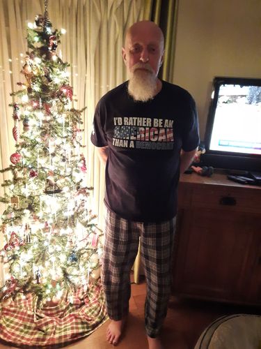 Customer photo review of I'd Rather Be An American Mens Apparel