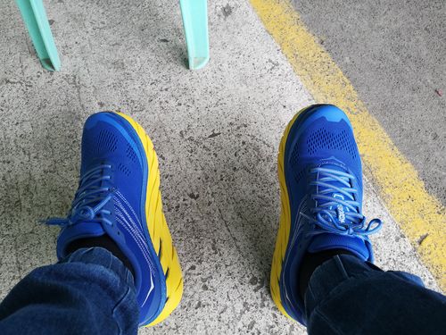 Customer photo review of Hoka One One Men’s Clifton 6 Wide