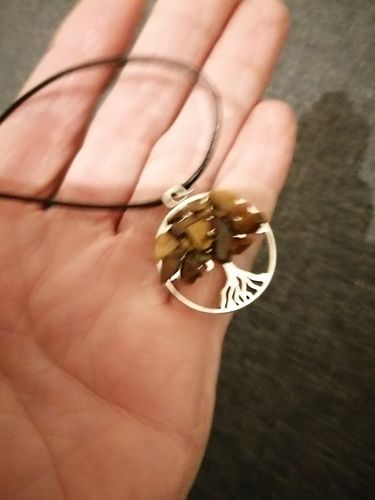 Customer photo review of COLLIER ARBRE DE VIE OEIL DE TIGRE