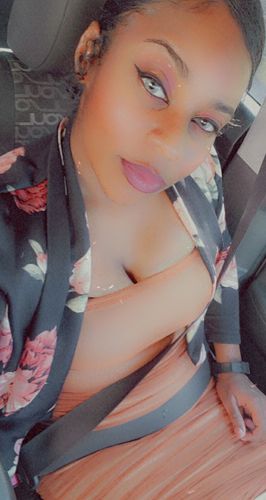 Customer photo review of Quartz Prescription Contact Lenses