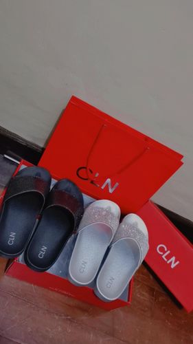 Customer photo review of Jaycie Flat Slides (Any 2 at P999)