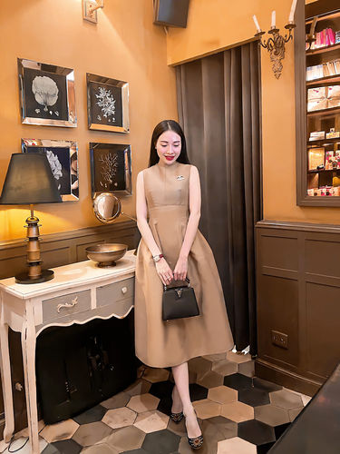 Customer photo review of HEIDE Dress