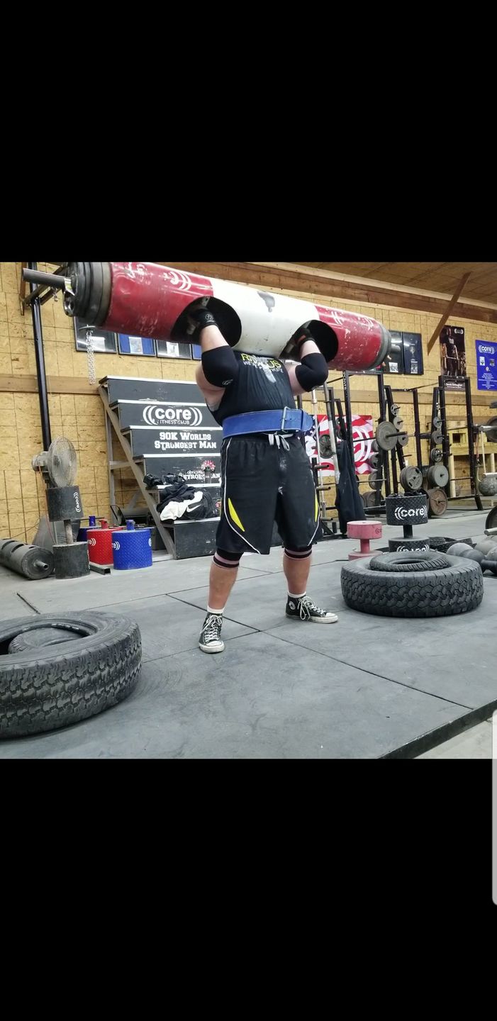 Customer photo review of Strength Shop 7mm Inferno Elbow Sleeves