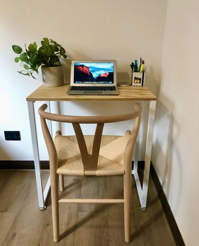 Customer photo review of Escritorio MIMA 70 x 40 Base Blanca