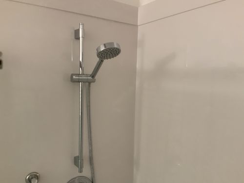 Customer photo review of 1-Spray Handheld Shower Head Set