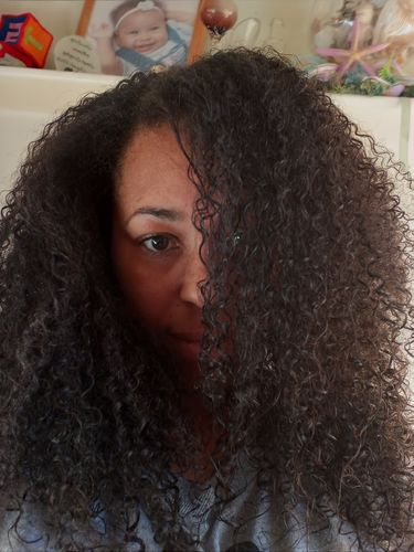 Customer photo review of Curly Hair Grape Seed Conditioner with Ultra Slip and Lavender Fragrance