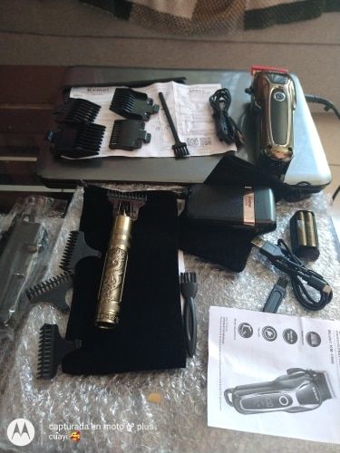 Customer photo review of IZZYCUT™ La tondeuse tendance pour cheveux et barbes avec Ecran LCD