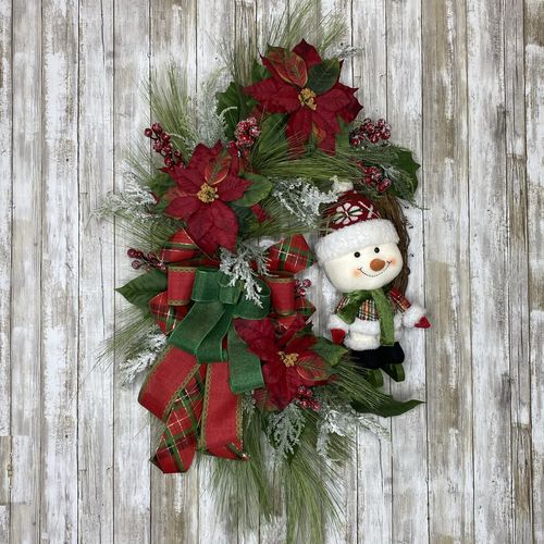 Customer photo review of 18" Oval Grapevine Wreath