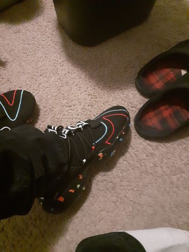 Customer photo review of 'DTSF' - Black