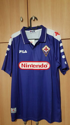 Customer photo review of FIORENTINA FLORENCE 1998/1999 Home Kit - Short sleeve