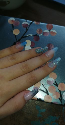 Customer photo review of The Seasonal Concertos 16 Color Poly Nail Extension Gel Kit